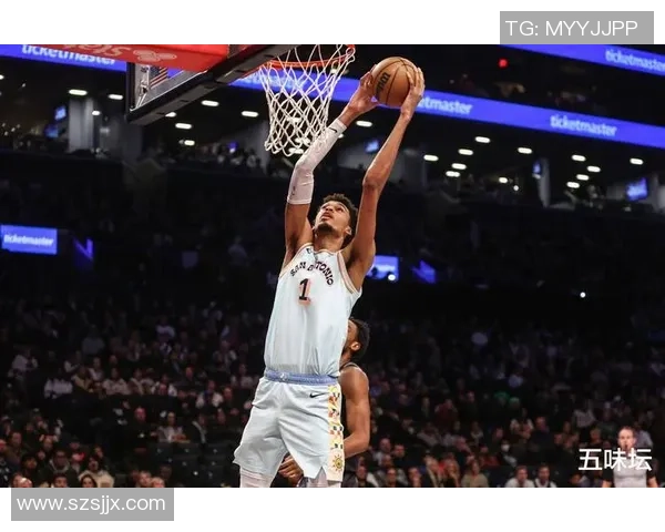 2016年NBA马刺对阵活塞精彩回顾与赛季分析 2016年NBA马刺对阵活塞精彩回顾与赛季分析