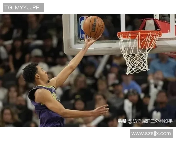 勇士与鹈鹕激战正酣4月26日新浪直播精彩不容错过