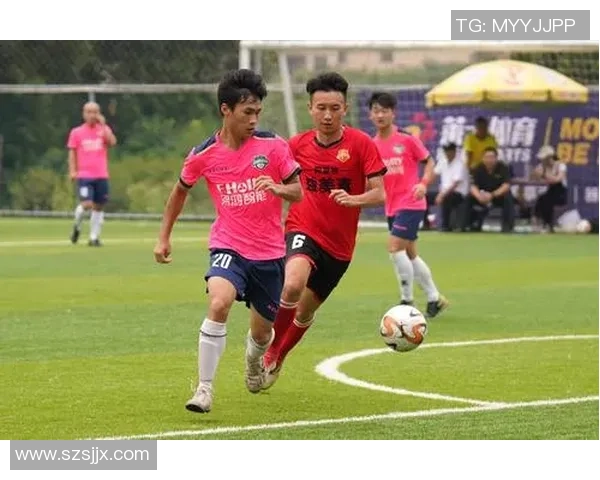 恒大足球与上海队激战正酣比分悬念引发球迷热议